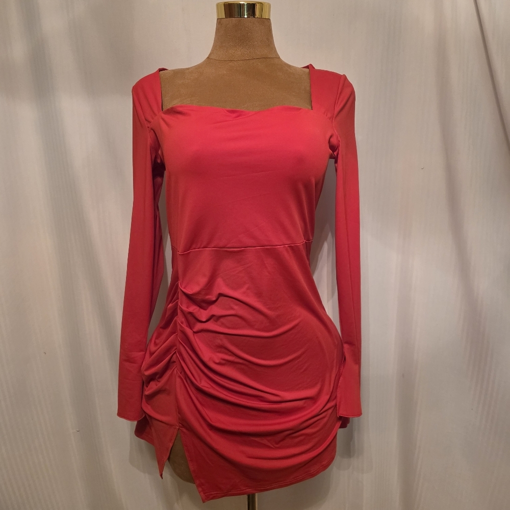 NWOT  Unbranded Red Long Sleeve Dress Size XL